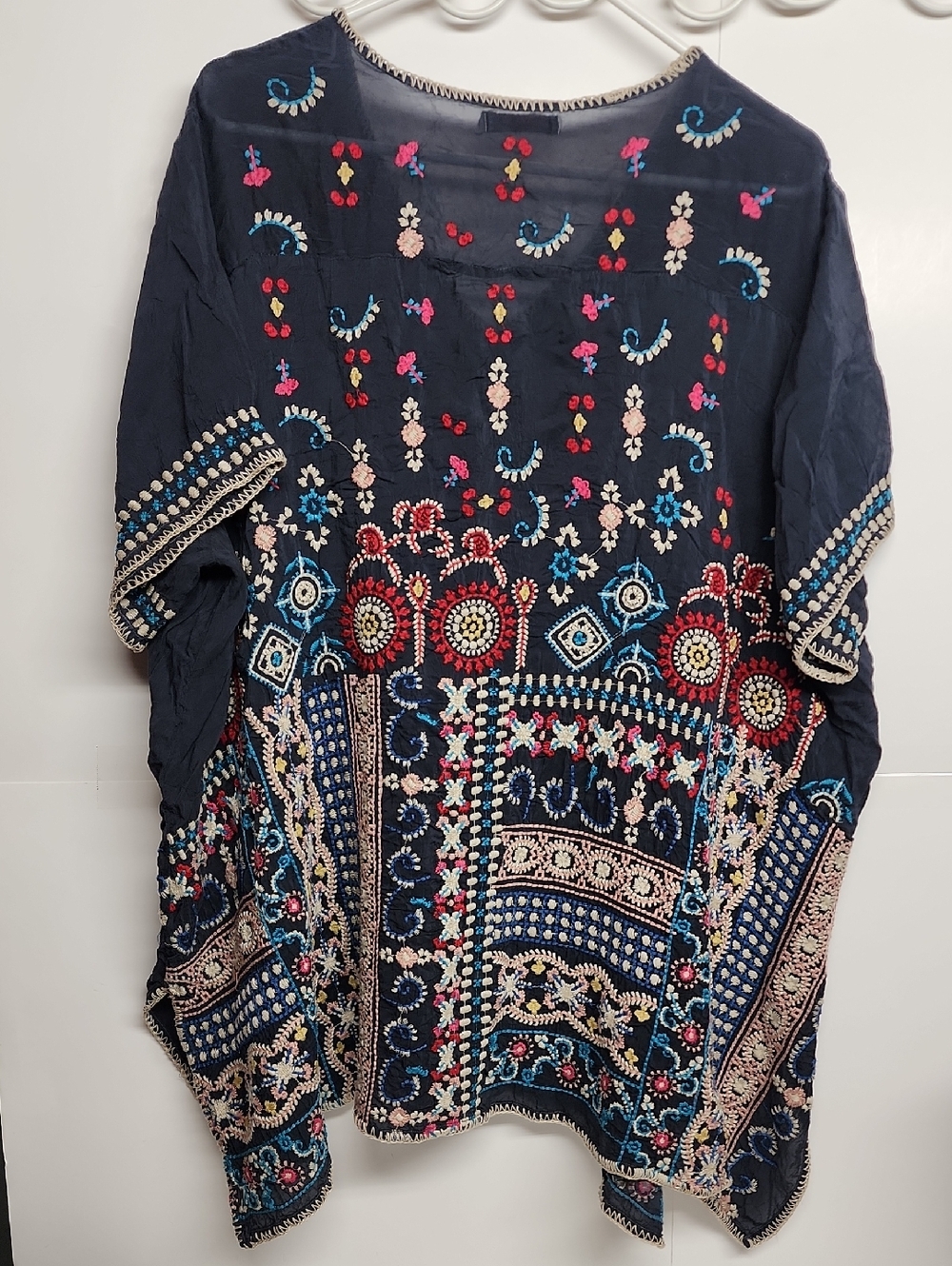 Johnny Was Navy Embroidered V-Neck Tunic with Multicolor Stitching Size 1X BOHO - Picture 6 of 11